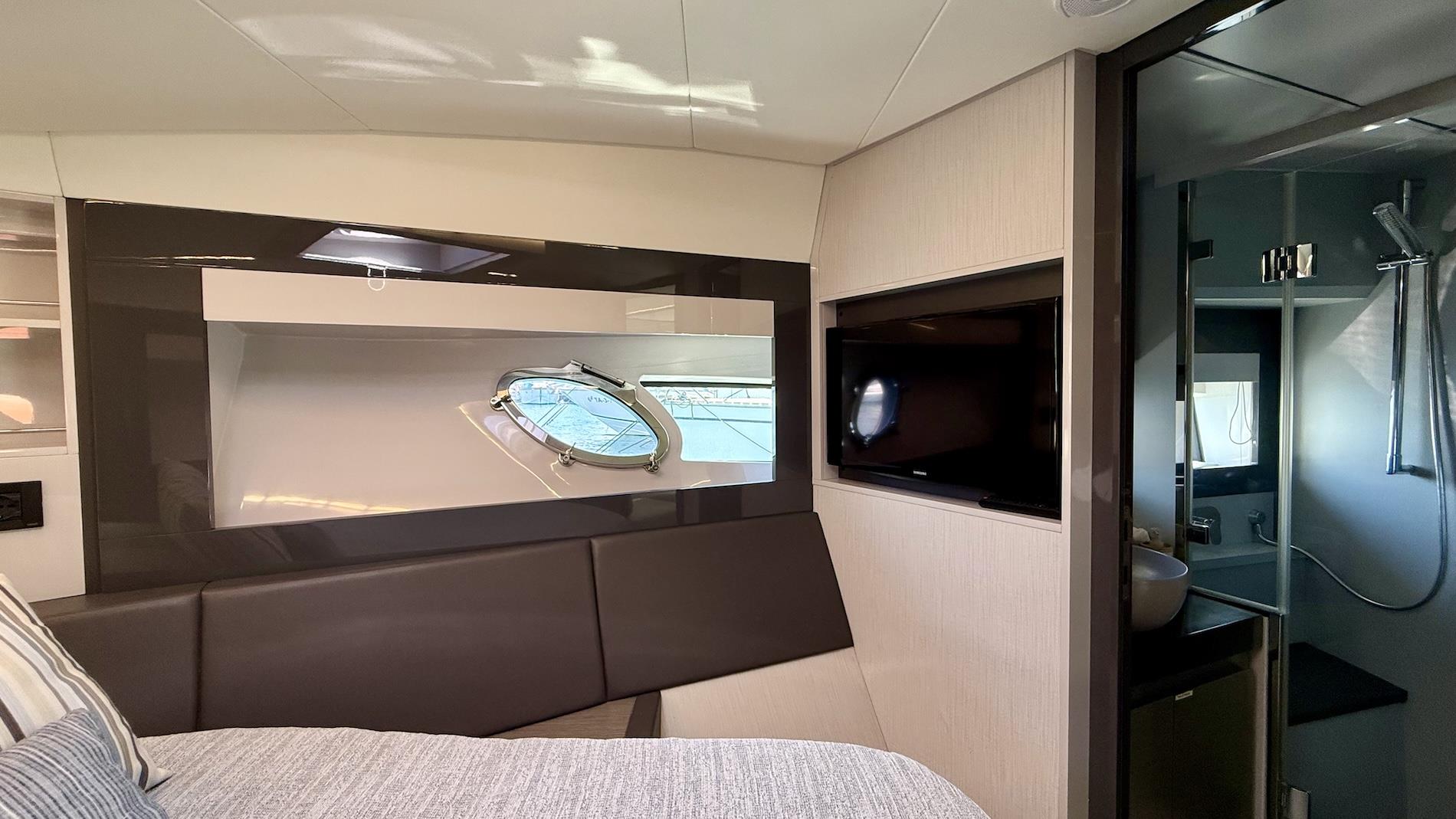 2018 PERSHING 5X 